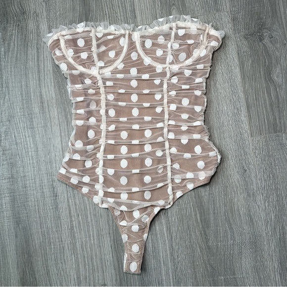 MAJORELLE Tops - MAJORELLE - Revolve - Wyn Bodysuit in White - S